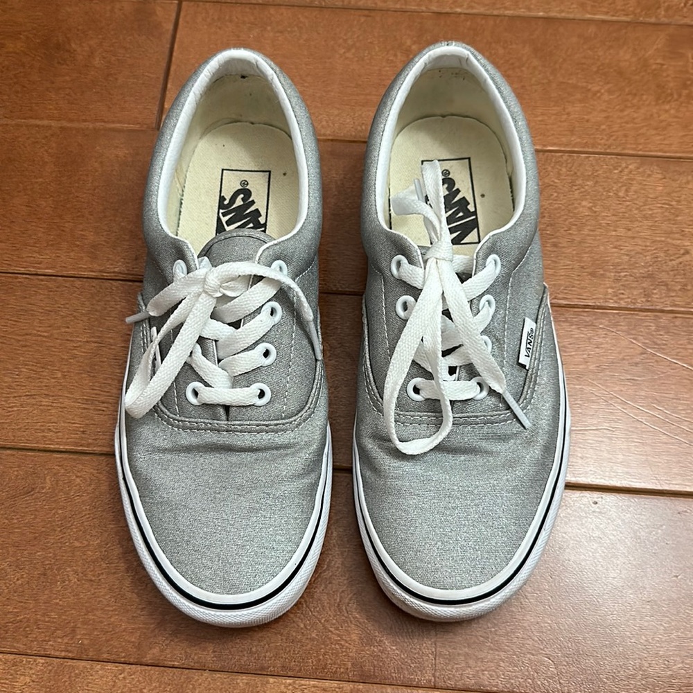 Women’s Authentic Grey/Silver Vans
